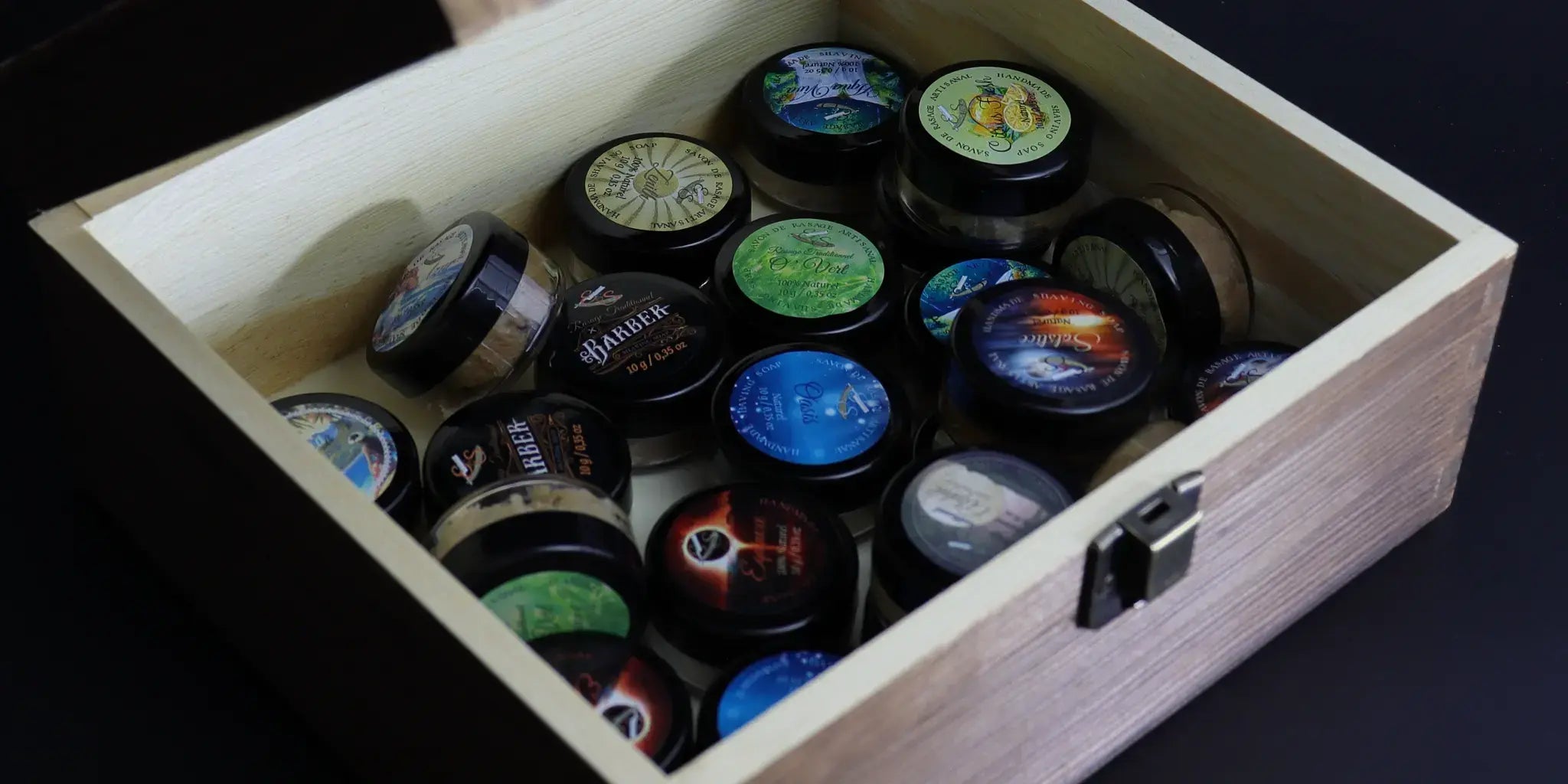 Ensemble d'échantillons de savon de rasage à base de suif